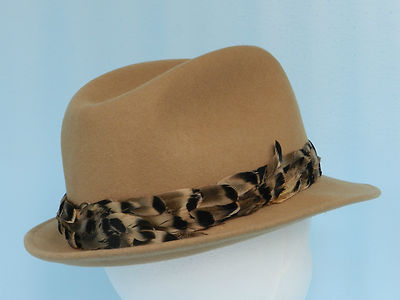 GORGEOUS VTG Womens CREAMY TAN Derby Dress Riding Hat GW  display picture 3
