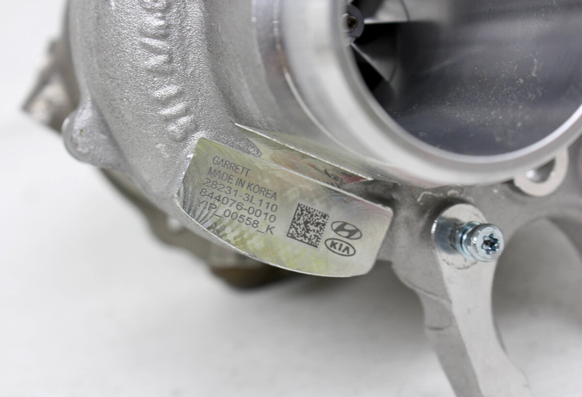 OEM Kia Genesis G80 G90 K900 Stinger Right Turbo 28231-3l110 Plug 