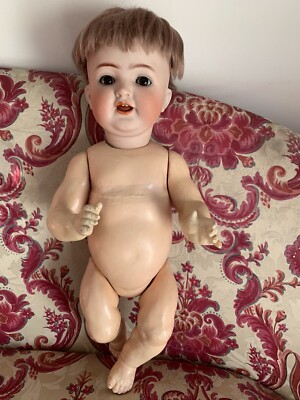 PAR AMOUR DES POUPEES : Moule n° 126, 35 cm, 1920, KAMMER et REINHARDT