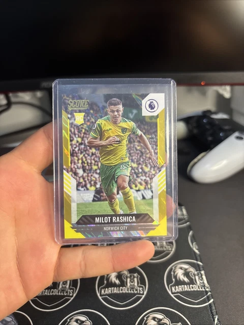 2021-22 Panini Score Premier League Milot Rashica #117 Gold Lava /10
