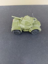 VINTAGE DINKY TOYS - 670 - DAIMLER ARMOURED CAR - WITH ANTENNAE - VGC