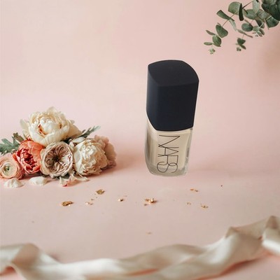 NARS Cosmetics - Sheer Glow Foundation - Light 3 GOBI (30Ml/1Oz) New in Box