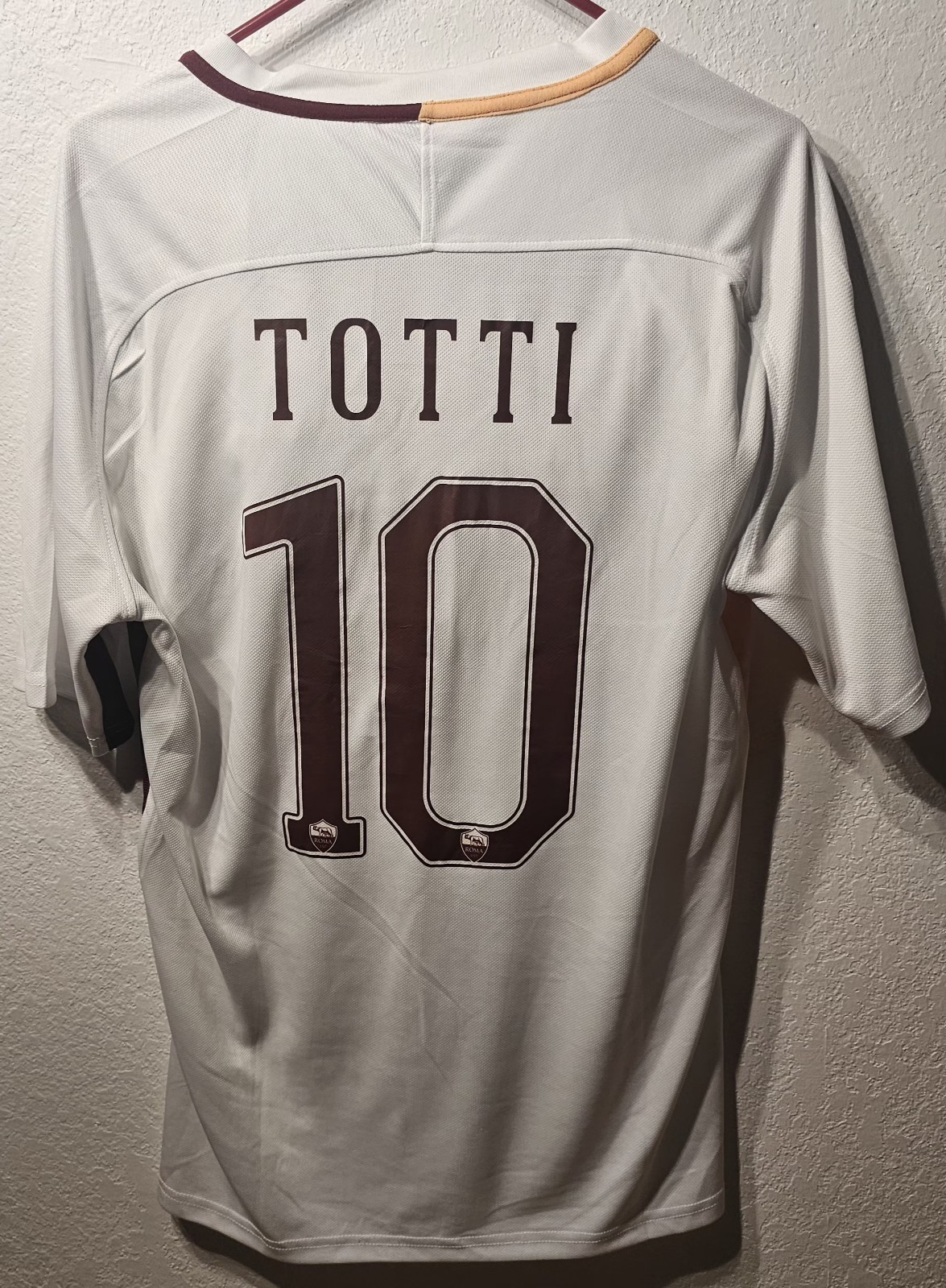 Roma 2017-2018 Away Yellow & Red Accent Mens Soccer Jersey SZ XL Fits Like A LRG