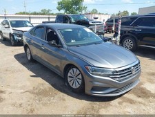 Used Alternator fits: 2019 Volkswagen Jetta Valeo manufacturer Grade B