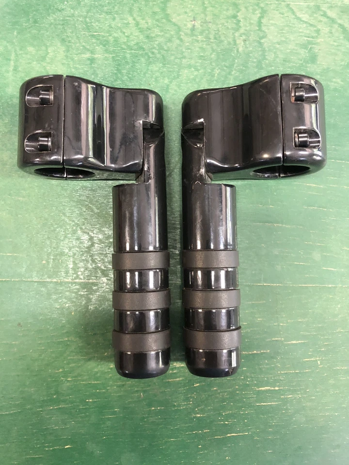 Clavijas de carretera para motocicleta Harley Davidson Foto 2 de 3