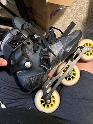 Powerslide HC EVO Pro Inline Skates US 8 / EU 41 with Nexus 235 frames + wheels 