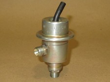 Fuel Pressure Regulator-Pressure Regulator-New Bosch 0-438-161-001