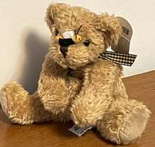 Russ Berrie Honey Lane BUZZ Bear Bee on Nose Beanbag Plush 8" 4220 PELLETS