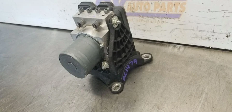 15 MERCEDES BENZ SL550 R231 ABS PUMP ASSEMBLY 2314311712 - Image 3 of 4