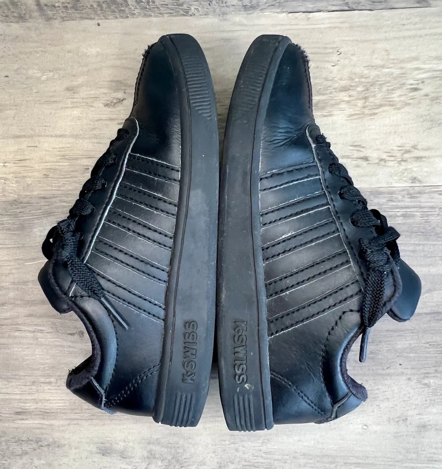 Zapatilla deportiva K-Swiss negra clásica de cuero VN niños niños talla 1 usada en excelente estado Foto 4 de 4