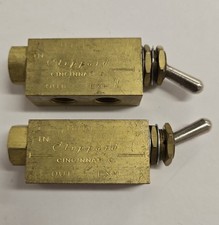 CLIPPARD MJTV-3 TOGGLE VALVE. LOT OF 2.