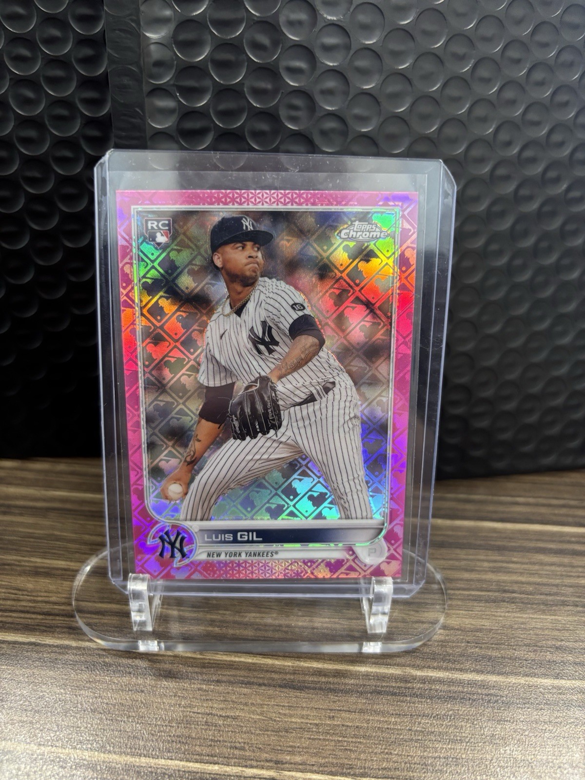 2022 Topps Chrome - Luis Gil #202 Pink Refractor (RC) /199