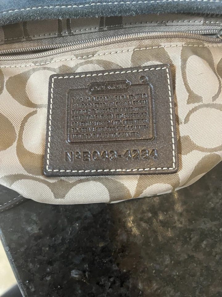 Coach Blue Suede Hobo Bag Purse Great Condition Super Cute Tote - Image 3 of 4