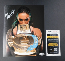 2017 Leaf Wrestling Autographed Photograph Edition 7