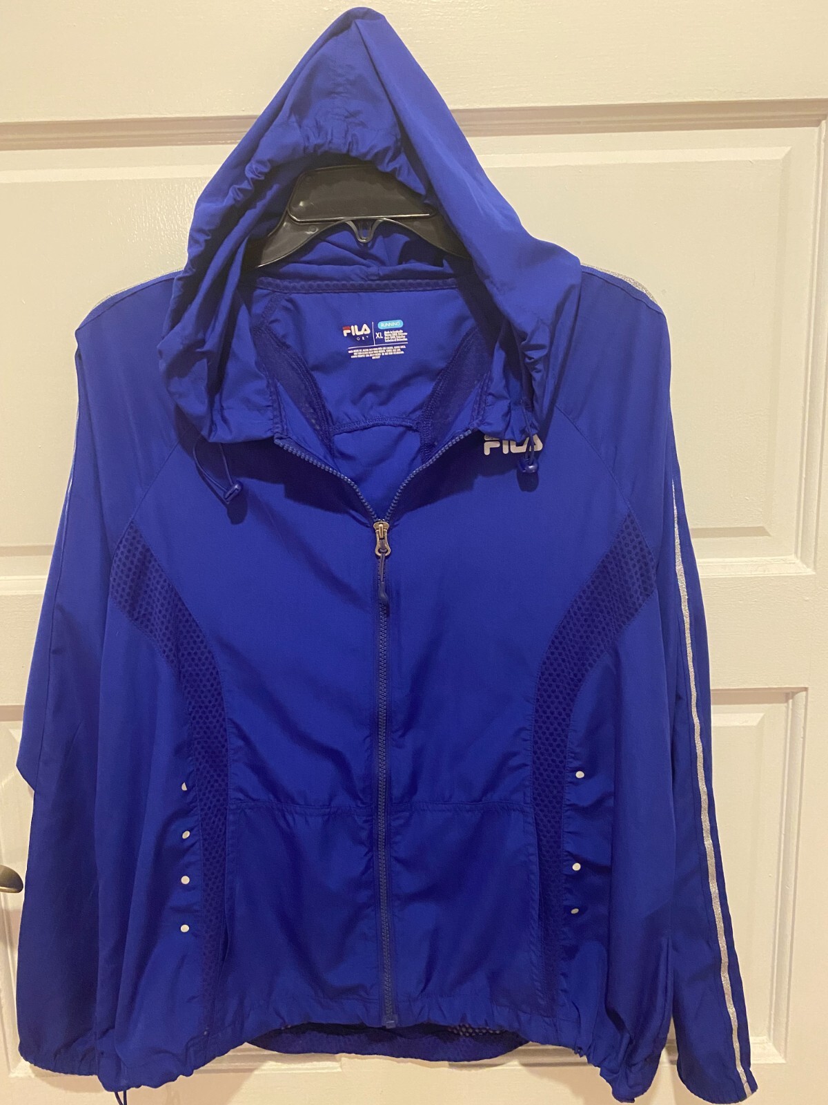 Giacca donna blu FILA Windrunner con cappuccio taglia XL.