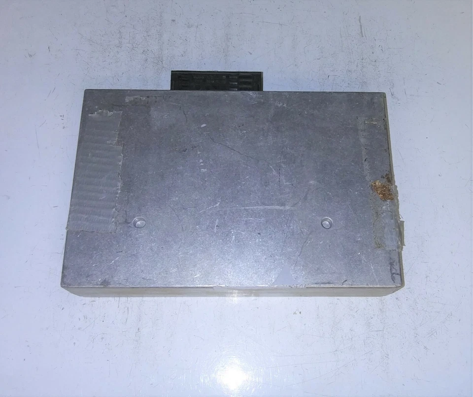 2006-2011 VW Passat or Jetta Bluetooth Control Module 1Z0035729C - Image 4 of 4