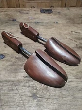 Shoe Keepers by Rochester Shoe Tree Dark Wood Pre Owned 