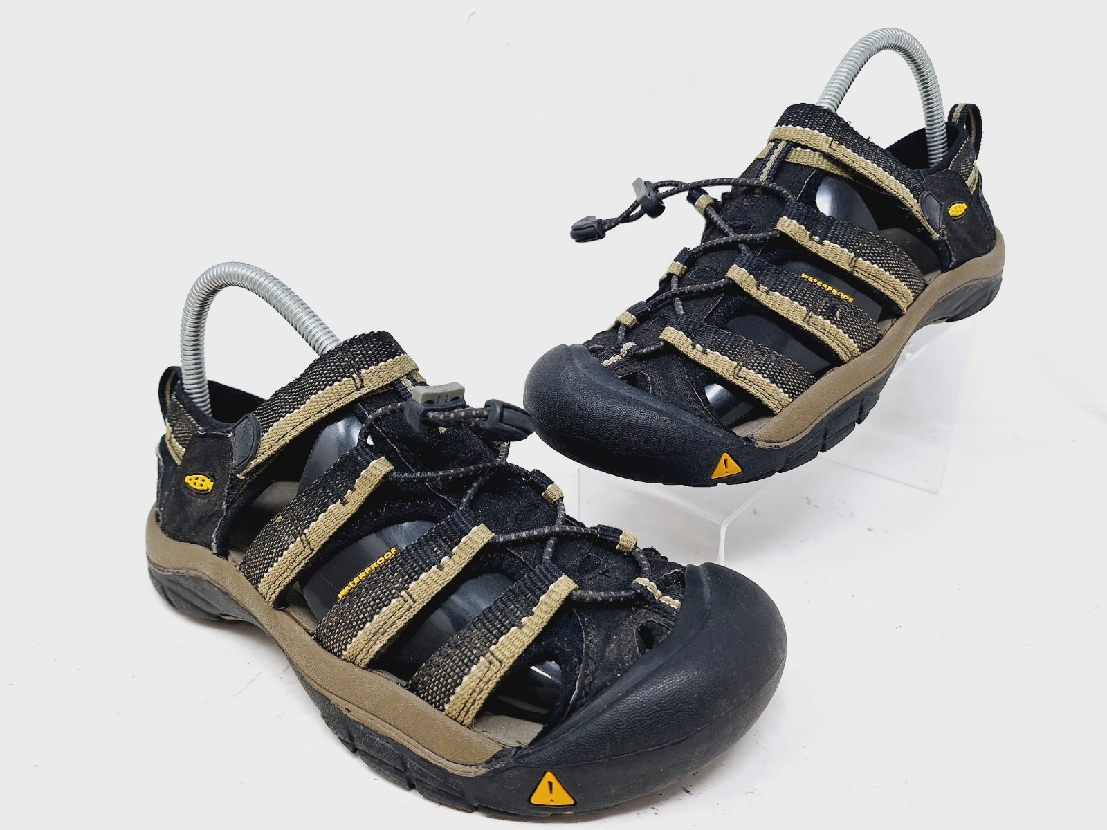 Scarpe sandalo sportivo pescatore Keen Newport H2 nere impermeabili giovani US 6