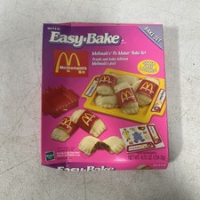 Vintage Easy Bake Set McDonald's Pie Maker Hasbro Inc Made In USA READ