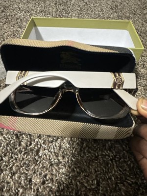 Burberry Sunglasses with Hard Case Burberry Sunglasses Eyeglasses Leather Medium Hard Case only  main image 4