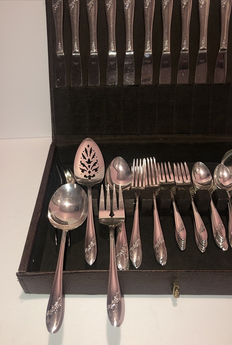 VINTAGE ONEIDA COMMUNITY TUDOR PLATE 64 PIECE SILVERWARE SET | eBay