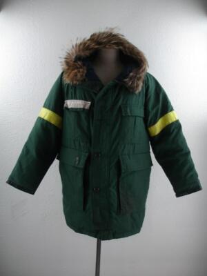 Men's sz S 1970s Alyeska Pipeline Arctic Goose Down Coyote Fur