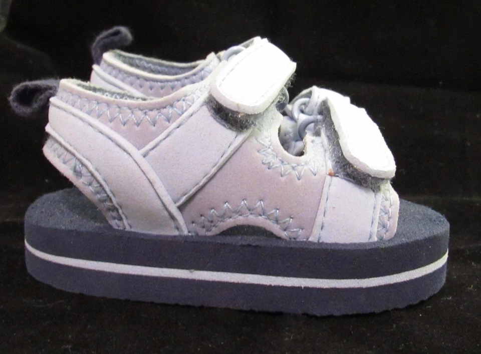 Recién Nacido Talla 2 Bebé Azul y Negro Deportes Bebé Sandalias Muñeca Renacida Se adapta a 3-6 meses Foto 4 de 4