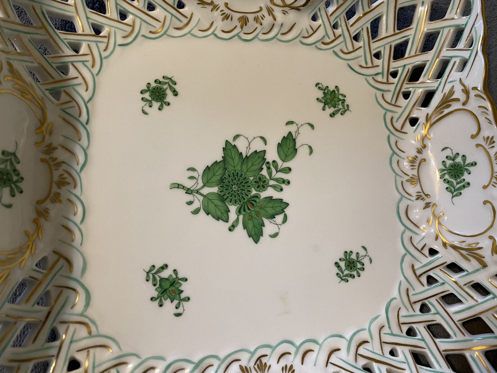 Herend Bowl 9” Square Open Basket Weave Chinese Bouquet Green Great  Condition