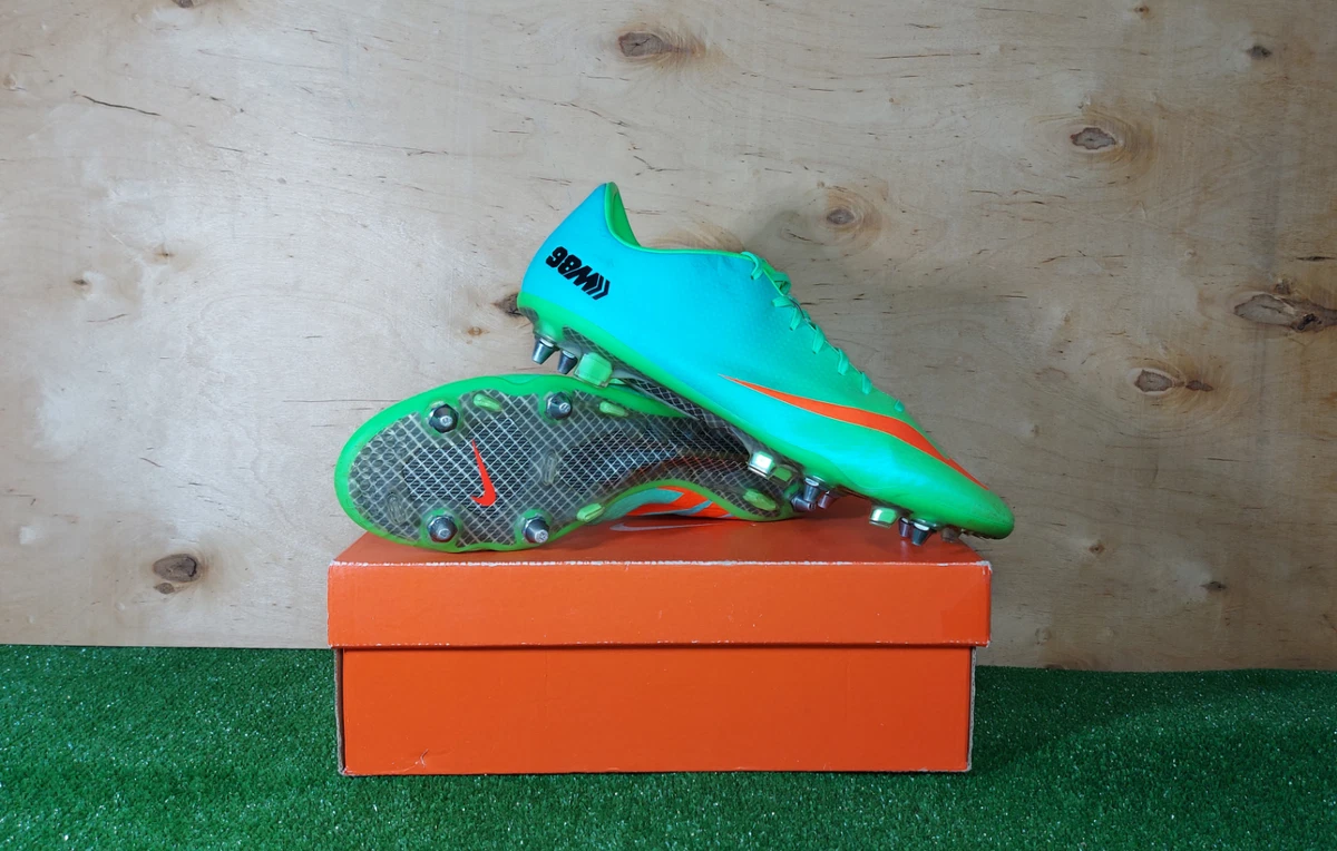Nike Mercurial Vapor IX SG CR7 ACC Bottes vertes Football Socters Homme