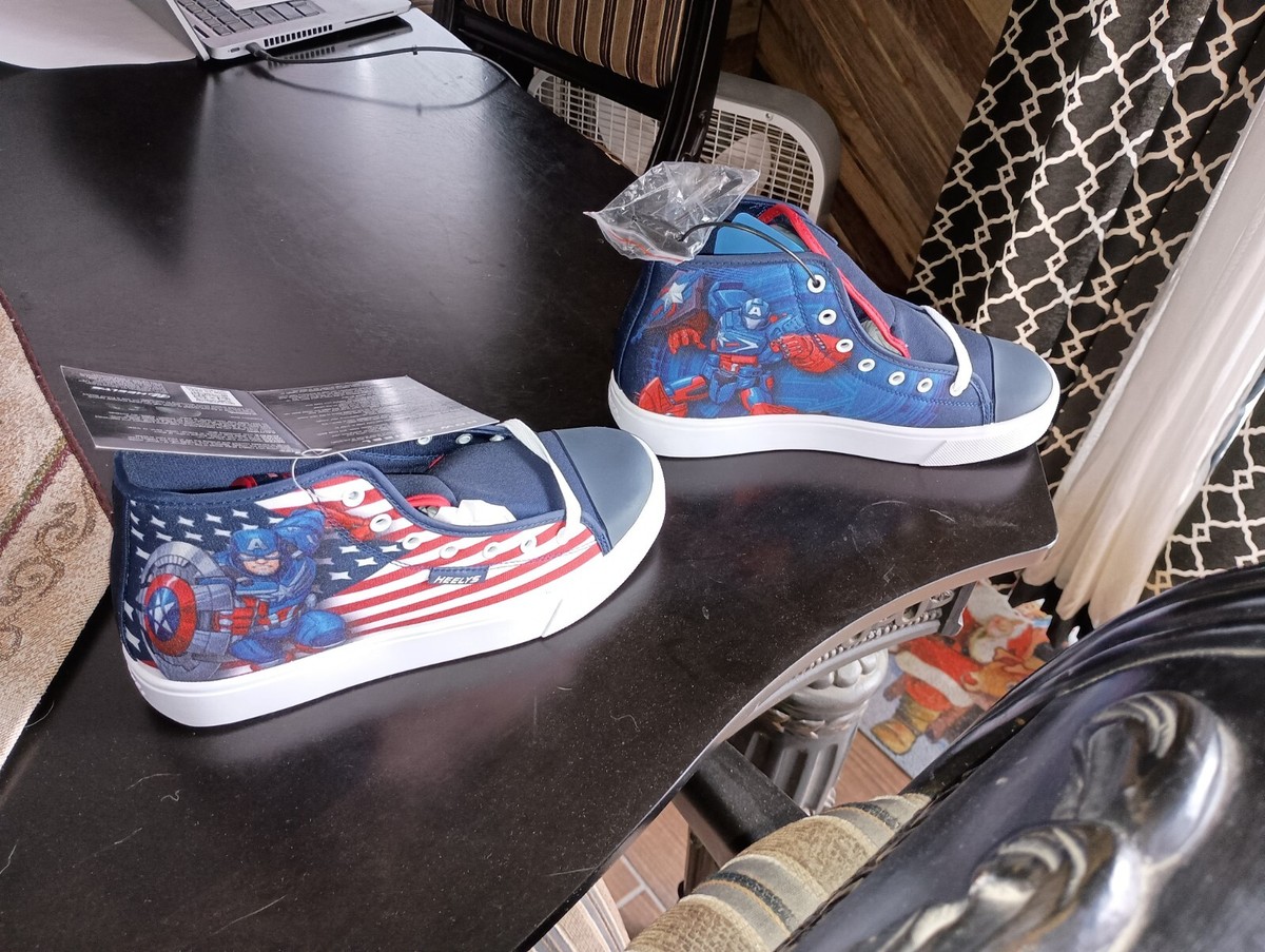 NIB Heelys Hustle Captain America SKATE Men's SHOES Size