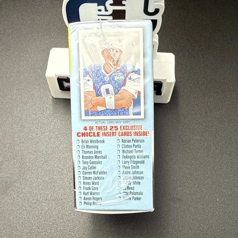 2009 Topps Football Tony Romo Cereal Box (55 cards + 4 Chicle Inserts) Sealed! - Image 2 of 4