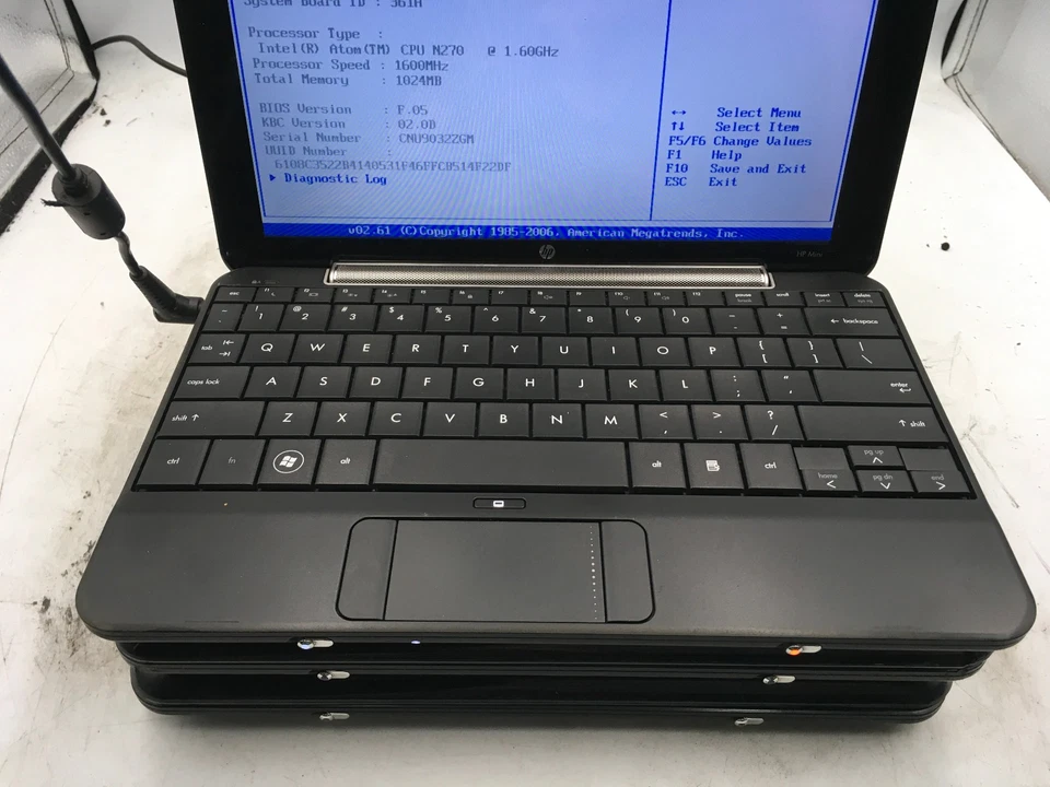 HP MINI 10" - LOT OF 3 - BOOTS TO BIOS - INTEL ATMON N270 - 1GB RAM - READ - BB - Image 3 of 4