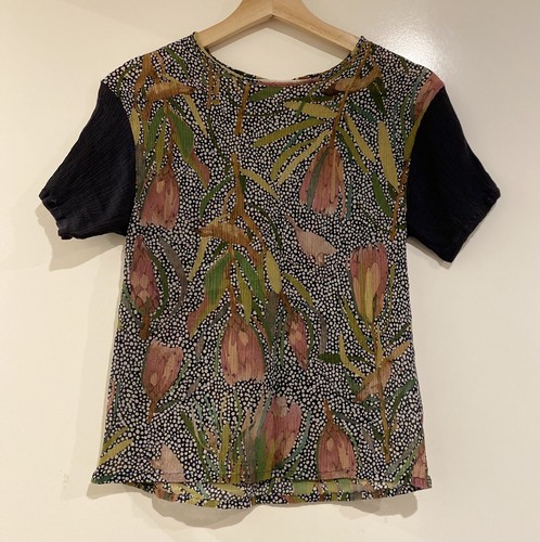 Gorman X Dana Kinter Protea Top Size 8