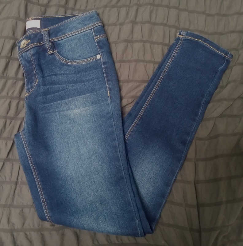 Girls Squeeze Size 10 Dark Wash Skinny Jeans