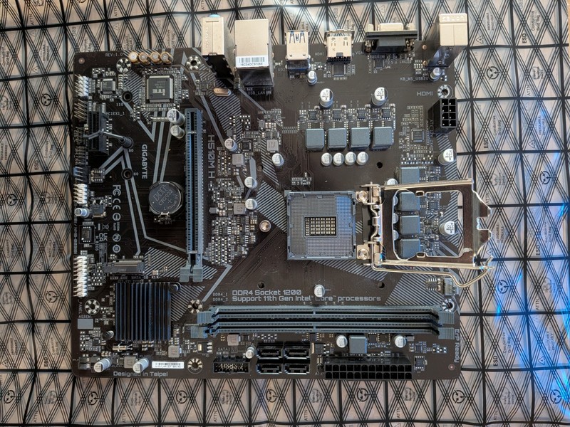 Gigabyte H510M H V2 Motherboard LGA 1200 Intel H510 DDR4 Micro ATX 10th/11th Gen