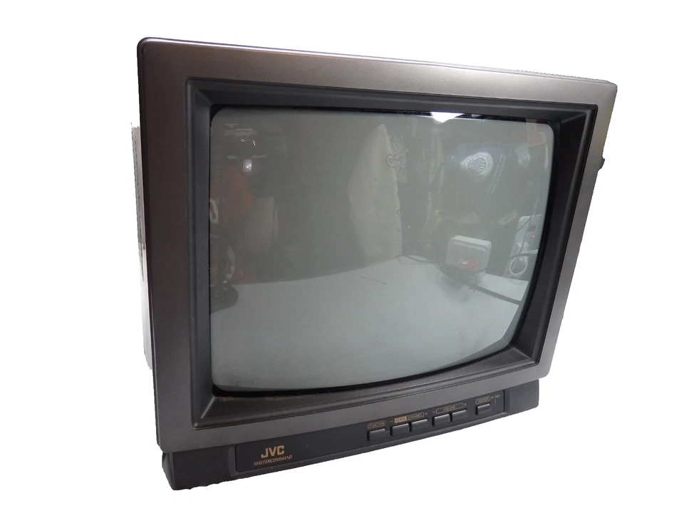 JVC MASTER COMMAND C-1320 13" TV w/REMOTE (NOT ORIGINAL REMOTE) USED/WORKS - Image 4 of 4