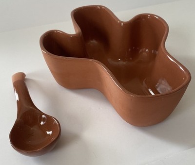 Boston Warehouse Cactus Shaped Terra Cotta Salsa Server Dish 16 oz W/ Spoon