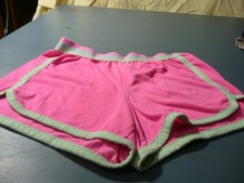 BRIGHT PINK GIRLS WONDER NATION SHORTS SIZE 7-8 GREEN TRIMMING