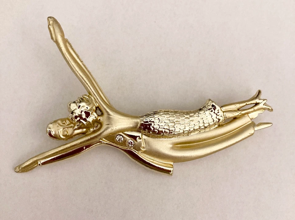 Broche vintage dançarino de salão strass tom dourado música dança estrela amor - Imagem 3 de 4