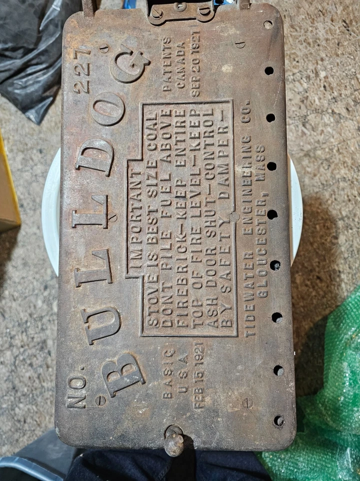 Bulldog Boiler Door # 227 From Tidewater Engineering Patent Canada Sept 20, 1921 - Image 2 of 3