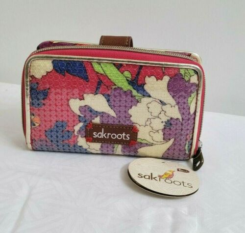 NWT SAKROOTS Artist Circle SEQUINED WALLET BIFOLD PURSE ZIP AROUND FLOWER PINK