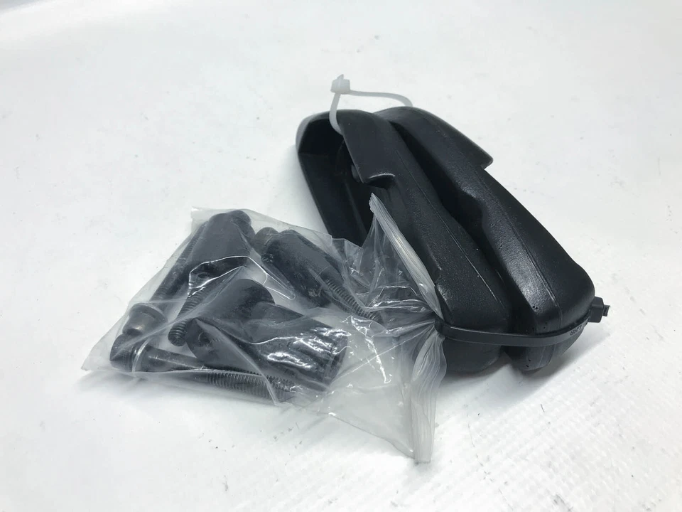 Gomas de fijación Kawasaki ER6 F Grab Rail Mount Rubbers (16) 11' Foto 2 de 2