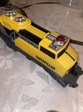 CAT Caterpillar Construction Yellow Express Motorized Train Engine Toy Tested