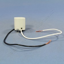 Leviton Porcelain incandescent Lamp Holder 90  Bracket Light Socket 660W 8052-F