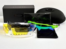 Oakley Radar EV Patn OO9208 Sunglasses Green Frame Black Foot Green Polarization