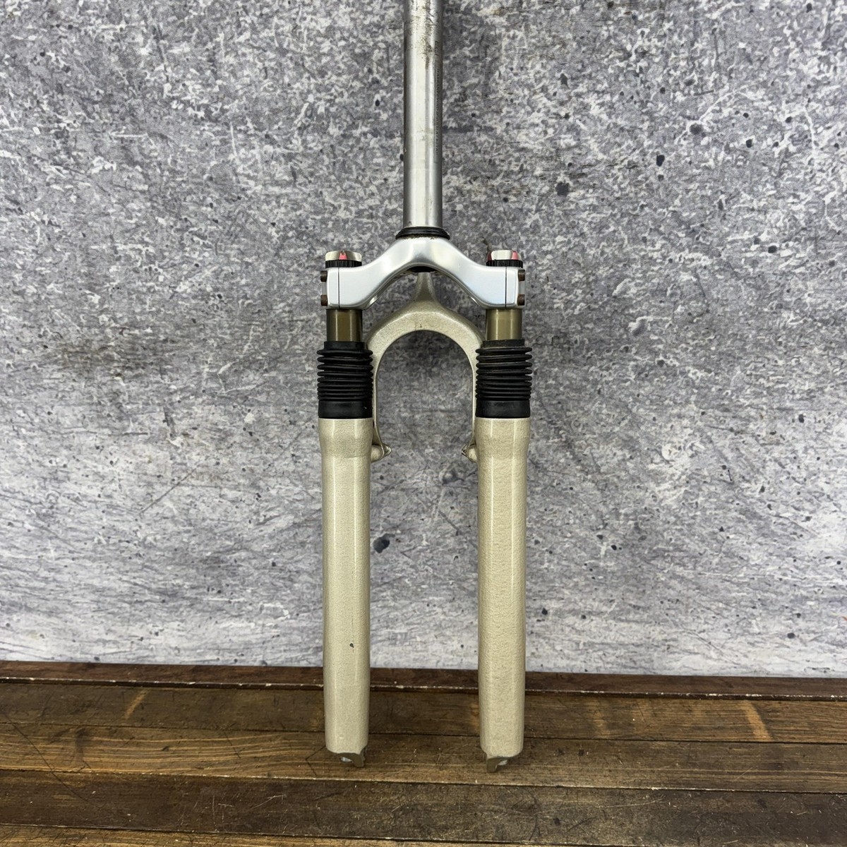 Vintage RockShox Judy XC Suspension Fork 26 1 1/8 Threadless V