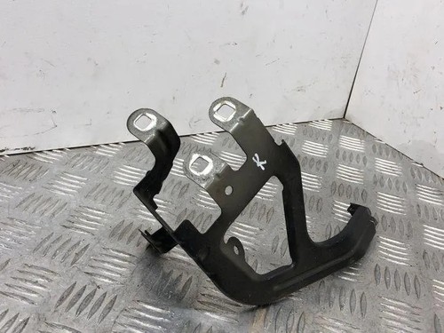 BMW 5 F10 Kotflügelhalter vorne links 2.00 Diesel 155kw 2012 22993182