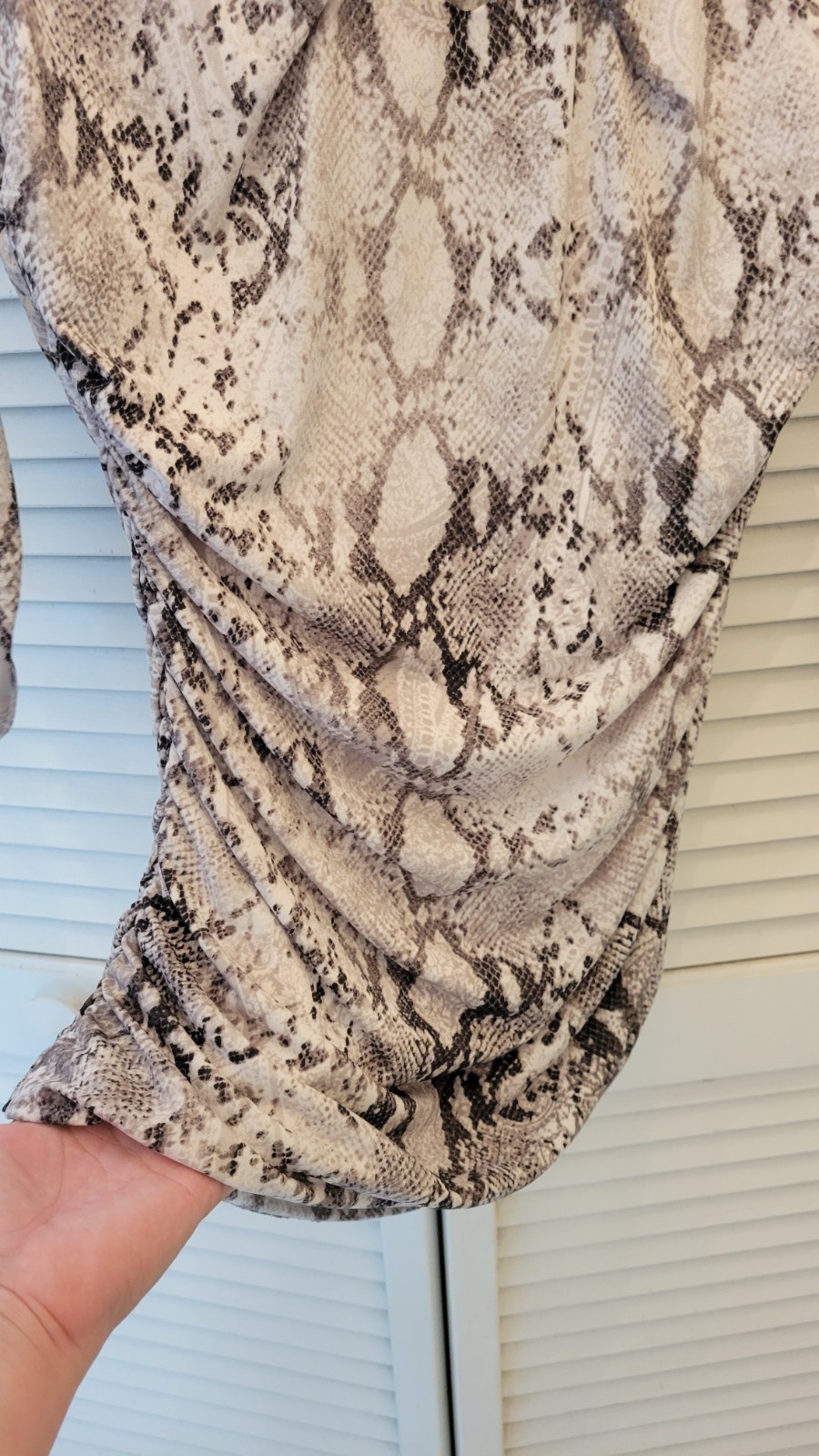 Jennifer Lopez Gray Python Print V-Neck w/ Twist … - image 5