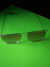 FASHION SUNGLASSES WIRE GOLD TONE WITH PURPLE LENS