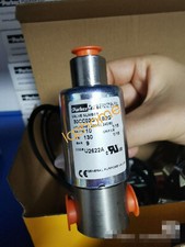 1PCS NEW  Parker 30CC02GV4B2G Pneumatic Valve Via DHL or FedEx